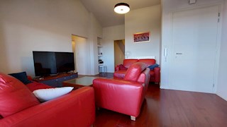 Poreč-Parenzo, appartamento di 127 m2 in vendita con vista mare, a 500 m dal mare