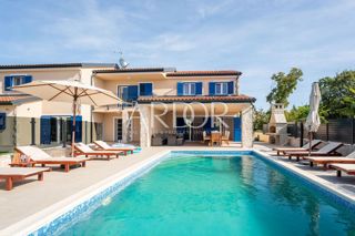 Casa Kras, Dobrinj, 300m2