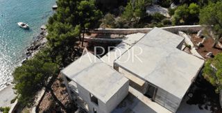 Villa Trogir, 334m2