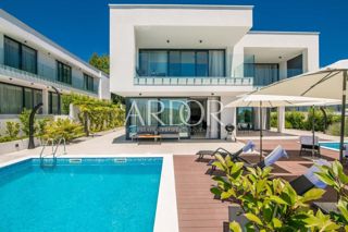 Villa Veprinac, Opatija - Okolica, 298m2