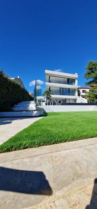 Casa Novalja, 500m2