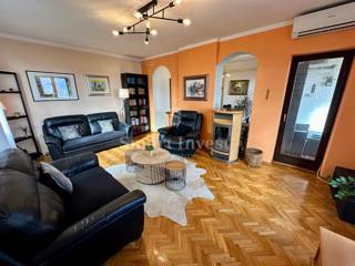 ABBAZIA, appartamento con 3 camere da letto con balcone e vista mare