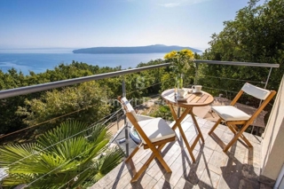 OPATIJA - MOŠĆENIČKA DRAGA, casa in un'oasi di pace!