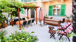 OPATIJA - CENTER, 3-bedrooms apartment with garden and parking near the sea