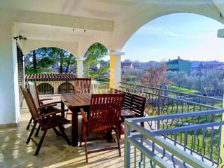 ISTRIA - ROVINJ vicinity, 3-bedrooms apartment of 157.41 m2
