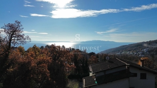OPATIJA - BREGI, terreno con vista mare per la costruzione di due ville