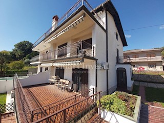 OPATIJA - IKA, Semi-detached house of 195 m2 with panoramic sea view