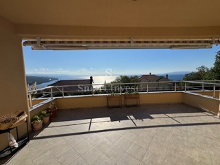 ABBAZIA, appartamento bilocale con parcheggio in edificio con piscina