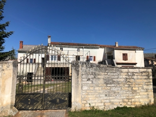 ISTRIA CENTRALE, vecchia casa con progetto e permesso di ricostruzione