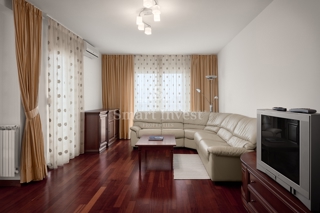 ABBAZIA, appartamento trilocale con vista mare e garage