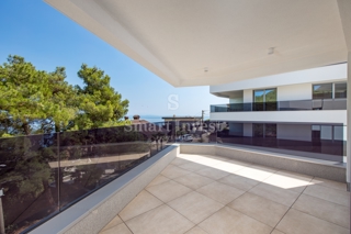 ABBAZIA, lussuoso appartamento con 2 camere da letto in un nuovo edificio con piscina