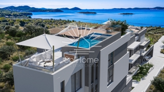 Appartamento – Attico – Piscina / 200 m dal mare – Pakoštane vicino a Zara