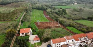 Zona di Visinada, terreno al limite della zona edificabile