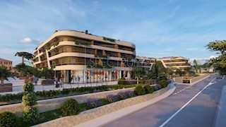 Parenzo, lussuoso appartamento su due piani in centro