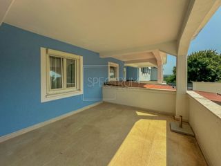 Zona Cittanova, appartamento con garage a 400 m dal mare