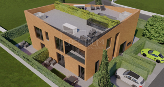 Zona Parenzo, appartamento con terrazza sul tetto