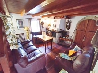 Dobrinj, interessante casa a schiera in un'ottima posizione!