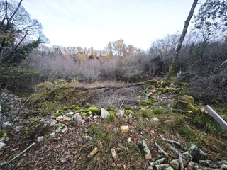 Zona di Malinska, ampio terreno edificabile in posizione tranquilla!