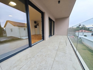 Krk, nuovo appartamento moderno al primo piano nel centro!