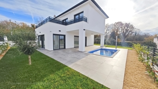 Malinska, moderna casa indipendente con piscina!