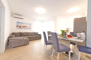 Baia Soline, appartamento arredato al 1° piano vicino al mare!