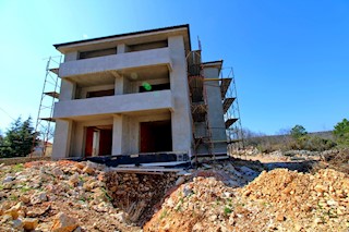 Silo, appartamento al piano terra di nuova palazzina, vicino al mare, VENDESI!