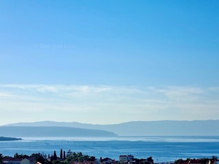 Malinska, appartamento su due piani con vista mare, in vendita!