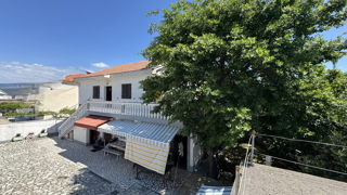 Šilo casa indipendente con quattro appartamenti!