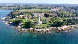 APPARTAMENTO CARINO CON GIARDINO PRIVATO, A SOLI 400 M DAL MARE