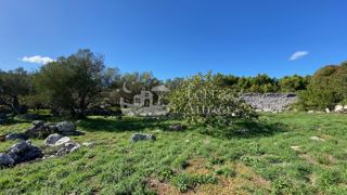 Terreno edificabile Krk, 850m2