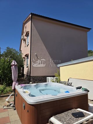 Casa Kornić, Krk, 350m2