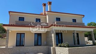 Casa Vrbnik, 224m2