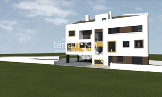 Istria, Pola, Šijana, appartamento su due piani 108m2, 3SS+DB, piscina, giardino 87m2 # vendita