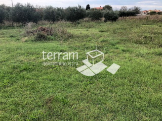 Istria, Medulin, Pomer, terreno edificabile 980m2, infrastruttura completa