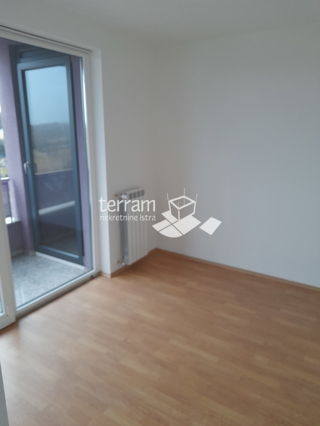 Istra, Pula, Centar, appartamento 89,26 m², 2 camere da letto + soggiorno, terzo piano, ascensore, #vendita