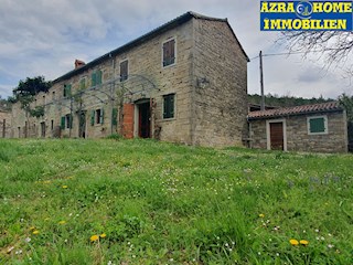 KO-120, Buzet – Dintorni, casa in pietra istriana ristrutturata e ben conservata di 150 m² con cortile di 807 m²
