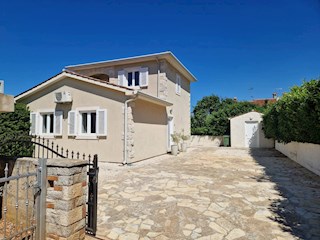 KOP-718, Casa con piscina, vendita, Poreč - dintorni
