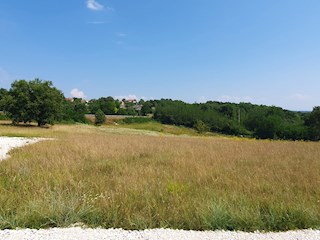 Z-644-4, TINJAN, terreno edificabile per uso residenziale, 1059 m² + circa 1100 m² di terreno agricolo