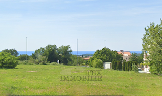 Terreno edificabile di 2347 mq con bellissima vista sul mare