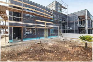 Parenzo, appartamento al piano terra con giardino, 60.35 m2