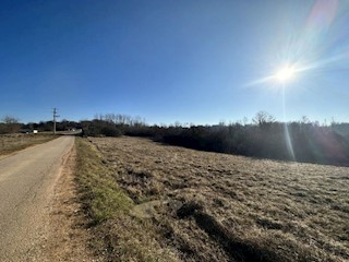 Terreno edificabile per la costruzione di quattro case, 3697m2