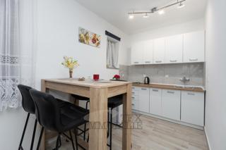 Casa con due appartamenti separati vicino a Parenzo