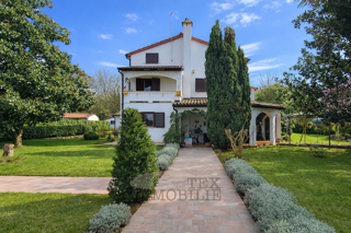 Spaziosa casa familiare a 6 km da Parenzo