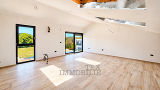 Parenzo, appartamento in costruzione a 1,6 km dal mare - S4