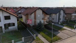 Casa Kolonija, Slavonski Brod, 200m2