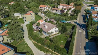 Casa a Parenzo,zona ESCLUSIVA