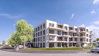 Appartamenti al secondo piano di un edificio dotato di ascensore a Umago.