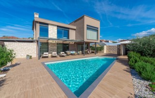 Villa moderna e completamente attrezzata vicino a Umago