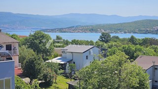 BILOCALE IN POSIZIONE TRANQUILLA CON VISTA MARE