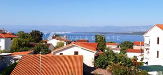 APPARTAMENTO ARREDATO CON UNA CAMERA DA LETTO E VISTA MARE